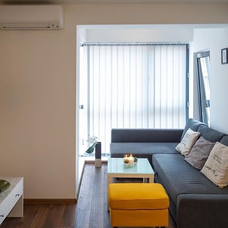 Bright Studio In The City Center Sofya Dış mekan fotoğraf