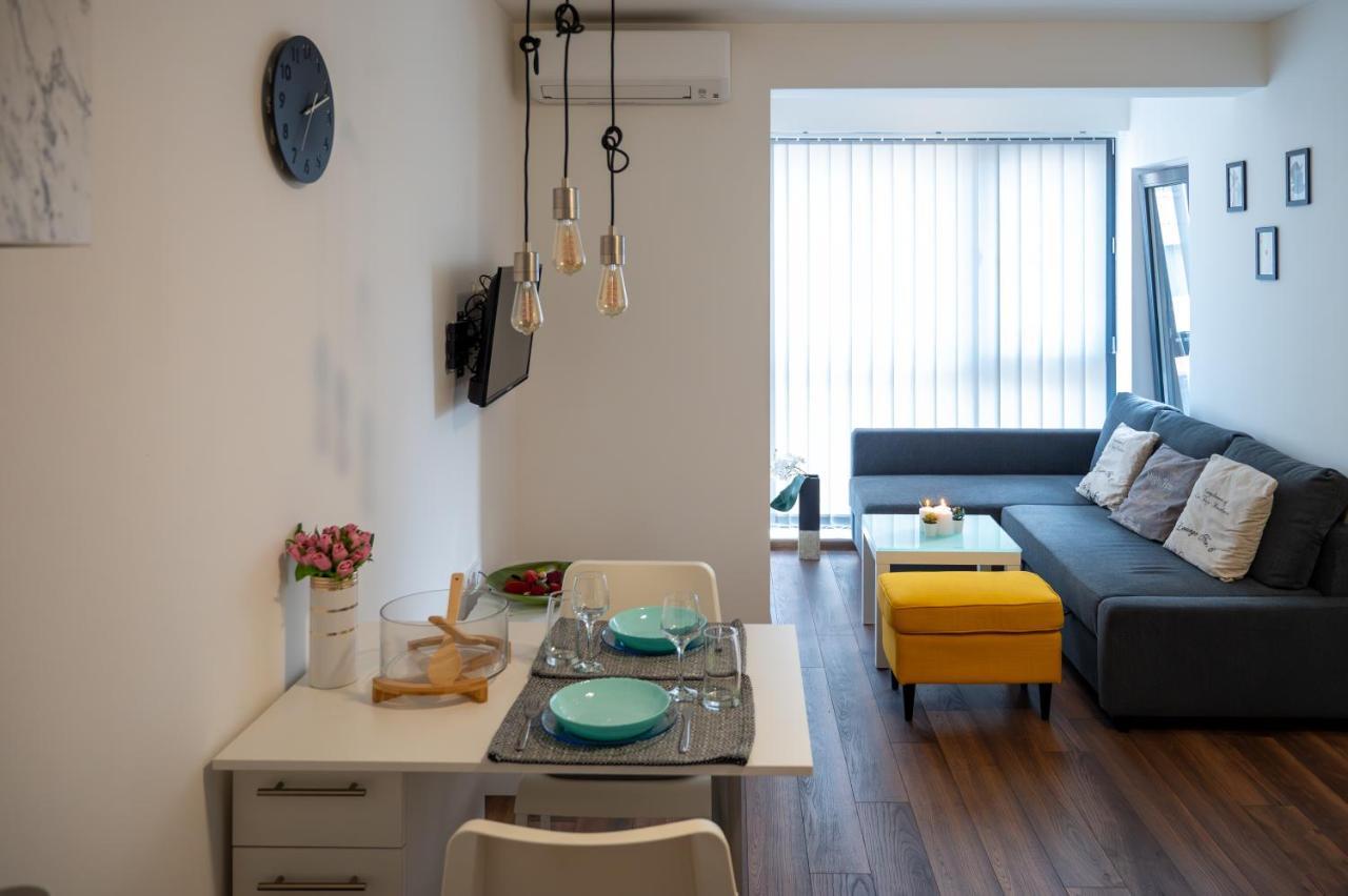 Bright Studio In The City Center Sofya Dış mekan fotoğraf