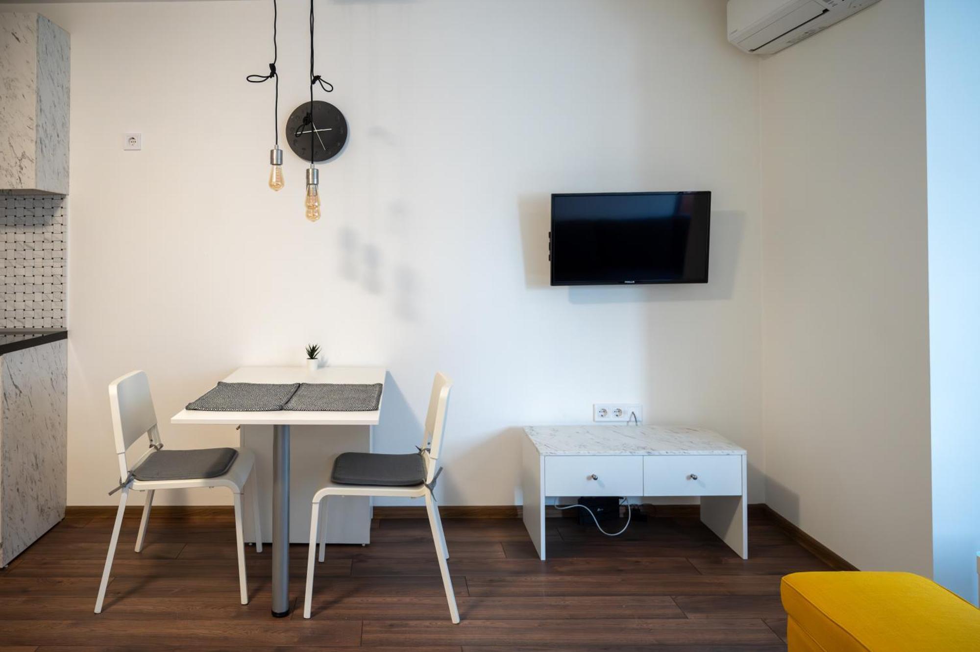 Bright Studio In The City Center Sofya Dış mekan fotoğraf