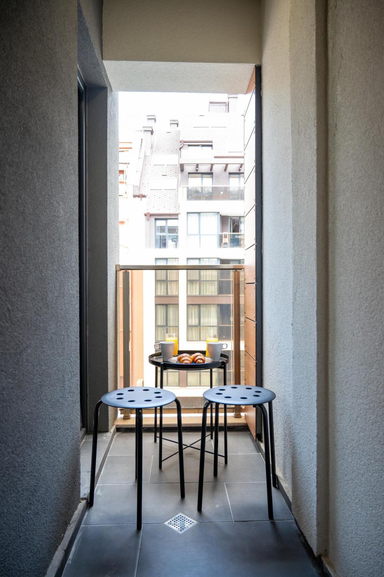 Bright Studio In The City Center Sofya Dış mekan fotoğraf